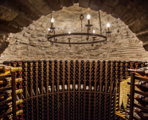 cantina vini nel castello maresca