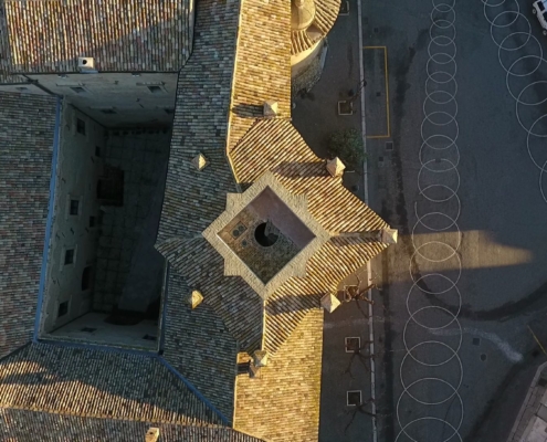 torre vista dall'alto del castello maresca per cerimonie in puglia