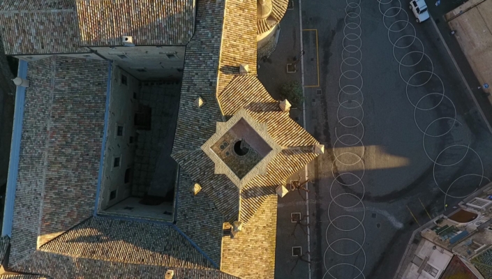 torre vista dall'alto del castello maresca per cerimonie in puglia